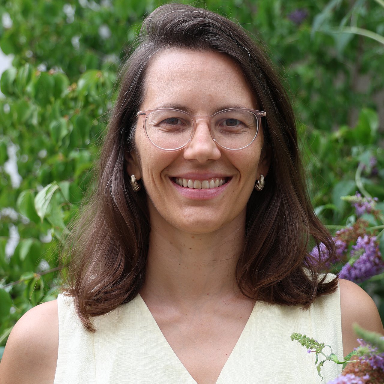 Portraitfoto der Sozialpädagogin Sara Hartmann